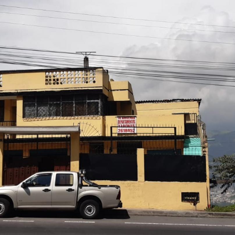 ARRIENDO || Casa Independiente. Frente Av. Simon Bolivar Km 11